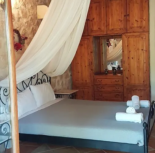 Castello Bellos Апартаменты *