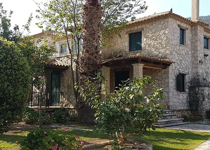 Castello Bellos Апартаменты Керион