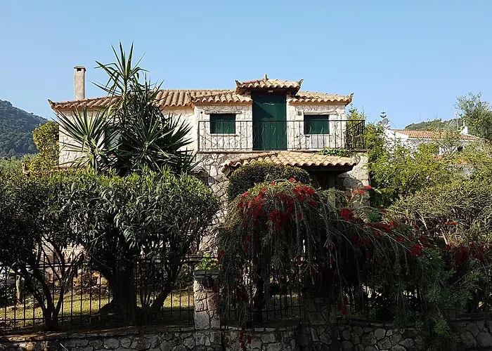 Castello Bellos Апартаменты Керион