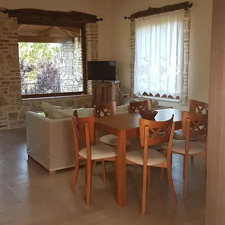 Appartement Castello Bellos Keri