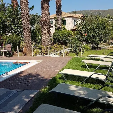 Castello Bellos Apartman *